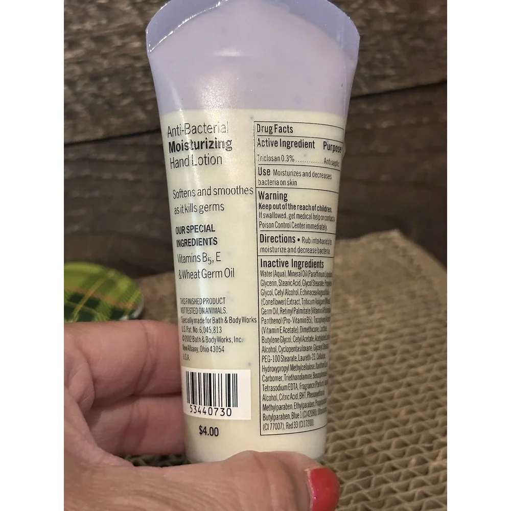 Lot of 2 Bath & Body Works Vanilla‎ Bean  Anti-Bacteria, Moisture Lotion 2oz